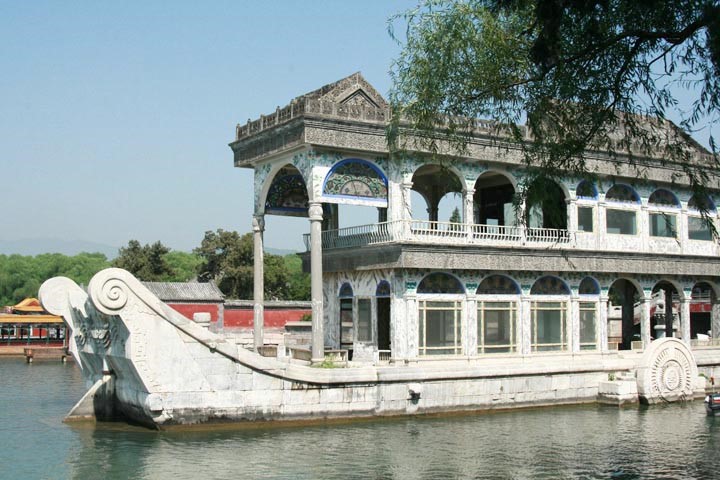 221.jpg
